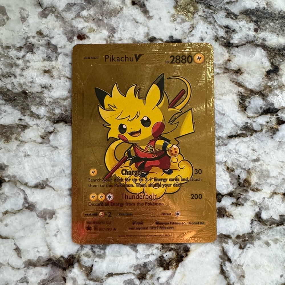 Pokemon Pikachu V Gold Card